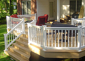 Vinyl Railing, Vinyl Flat Railing, Vinyl Stair Railing Vinyl Straight Railing by Vinyl Fence Wholesaler - Heavy Duty Vinyl Fence Factory Direct. 507-206-4154 www.vinylfenceanddeck.com