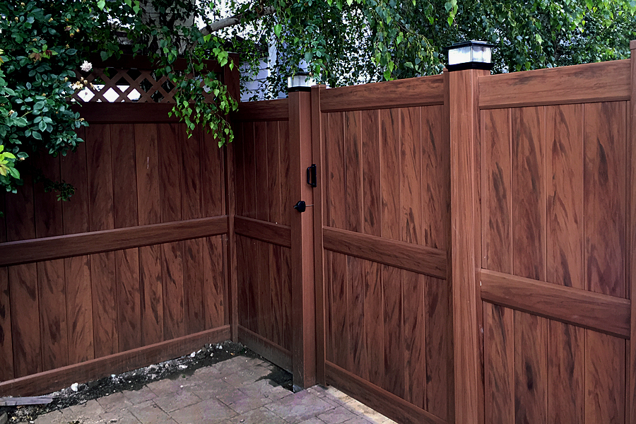 Mocha Walnut Vinyl Fence Factory Direct Vinyl Fence Wholesaler