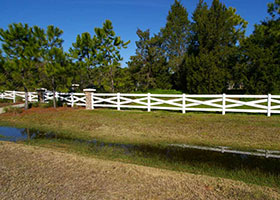 crossbuck split rail fence