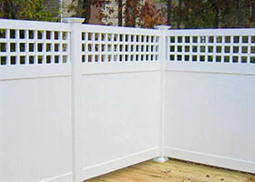 Illinois Vinyl Fencing