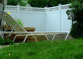 tall privacy fences