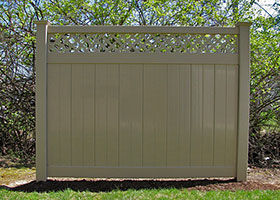 white pvc fence