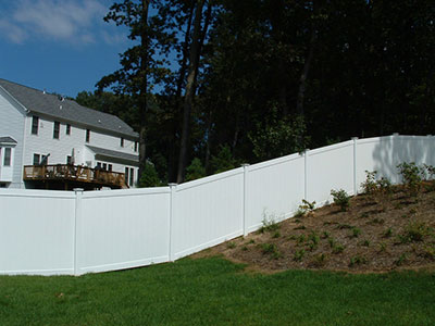 vinyl privacy fence