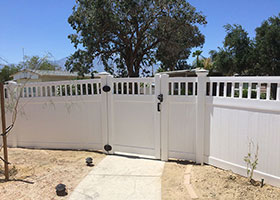 Heavy Duty Texas Vinyl Privacy Fence