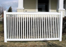 Atlantis vinyl pool fence