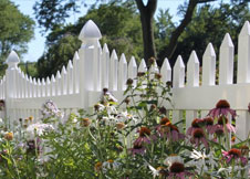 vinyl picket fence