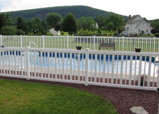 seneca vinyl pool fence