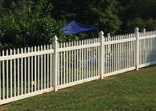 Trenton vinyl picket fence