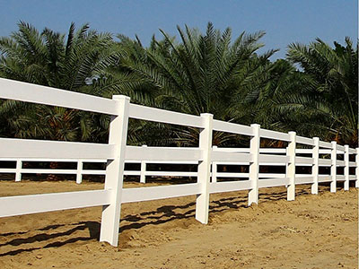 3 rail vinyl horse fence