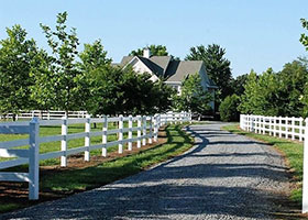 vinyl horse fence