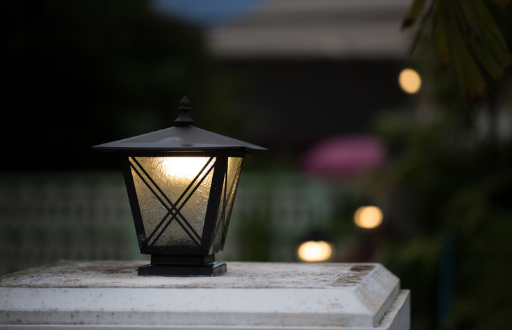 Fence post discount lighting ideas