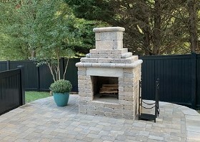 black privacy fence with lattice