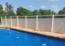 white vinyl privacy fence