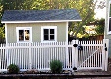 Trenton vinyl picket fence