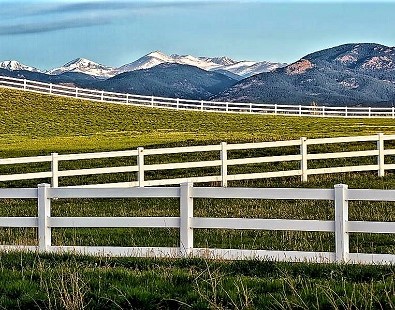 vinyl horse fencing