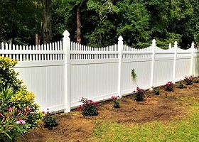 shasta vinyl privacy fence